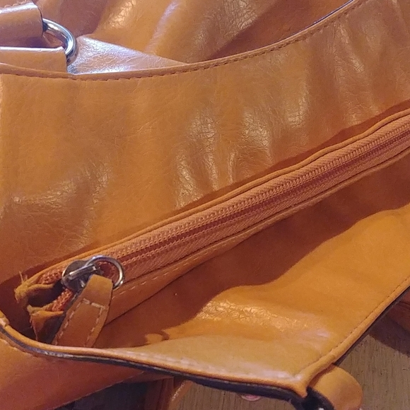 Purse - Picture 6 of 8